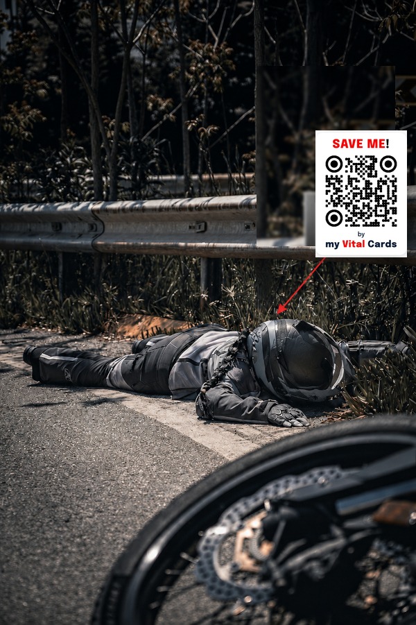 Motorcyclist helmet with QR code